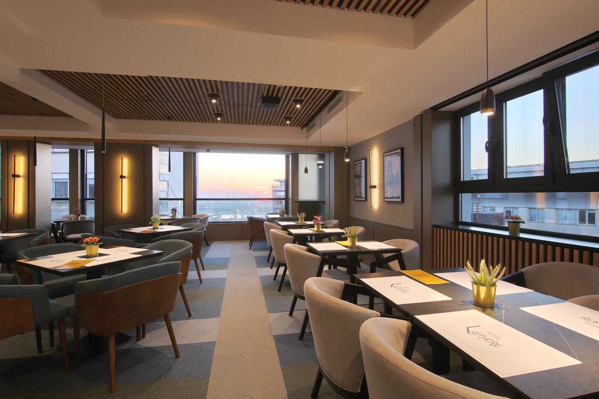Lumiere Hotel Beograd Eksteriør billede