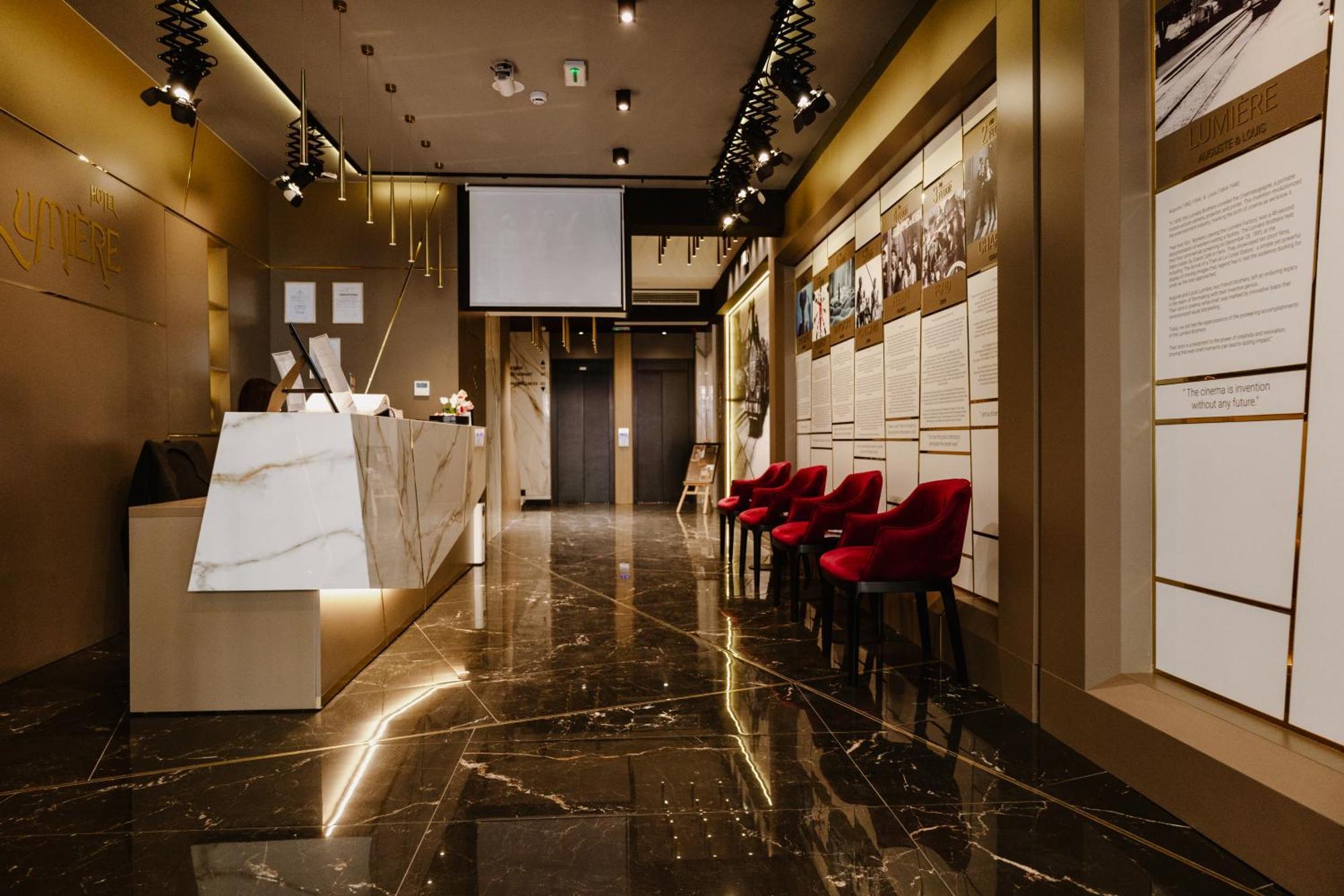 Lumiere Hotel Beograd Eksteriør billede