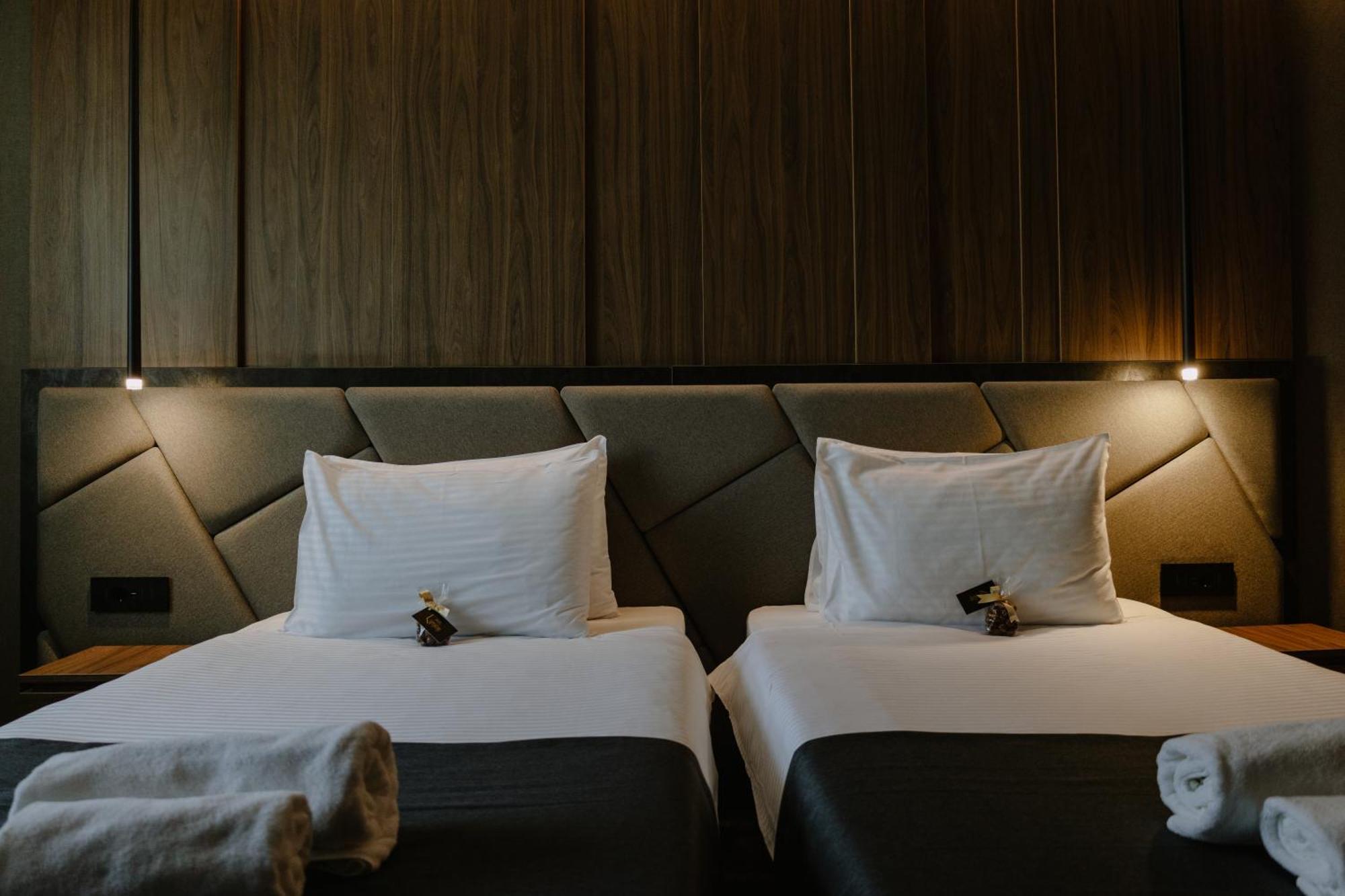 Lumiere Hotel Beograd Værelse billede