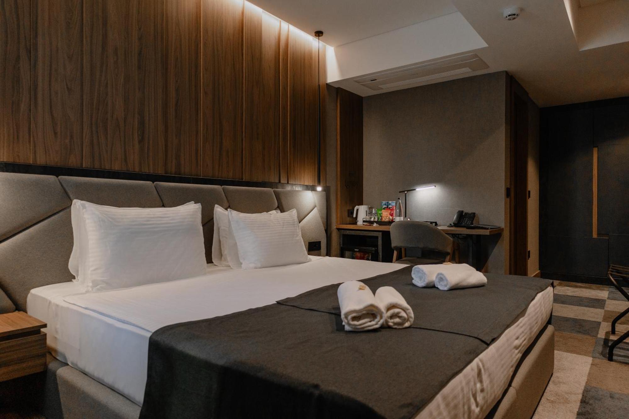 Lumiere Hotel Beograd Eksteriør billede
